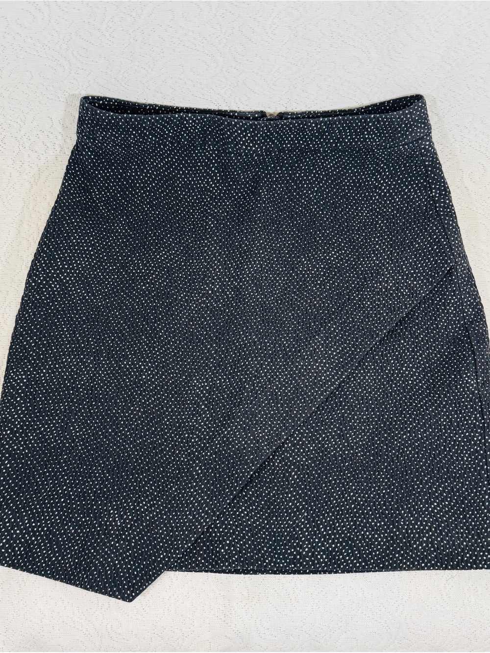 H&M Navy Mini Wrap Skirt with White Dot Pattern Size 2